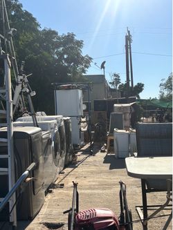 Moving sale in Menifee