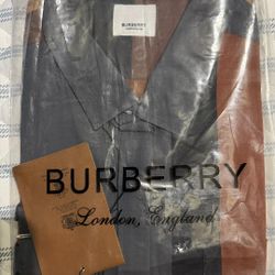 BURBERRY T-shirt 