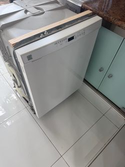 Kenmore Built-In Dishwasher White