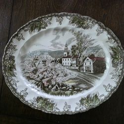 Friendly Village Village Green 12" Platter Red Mark