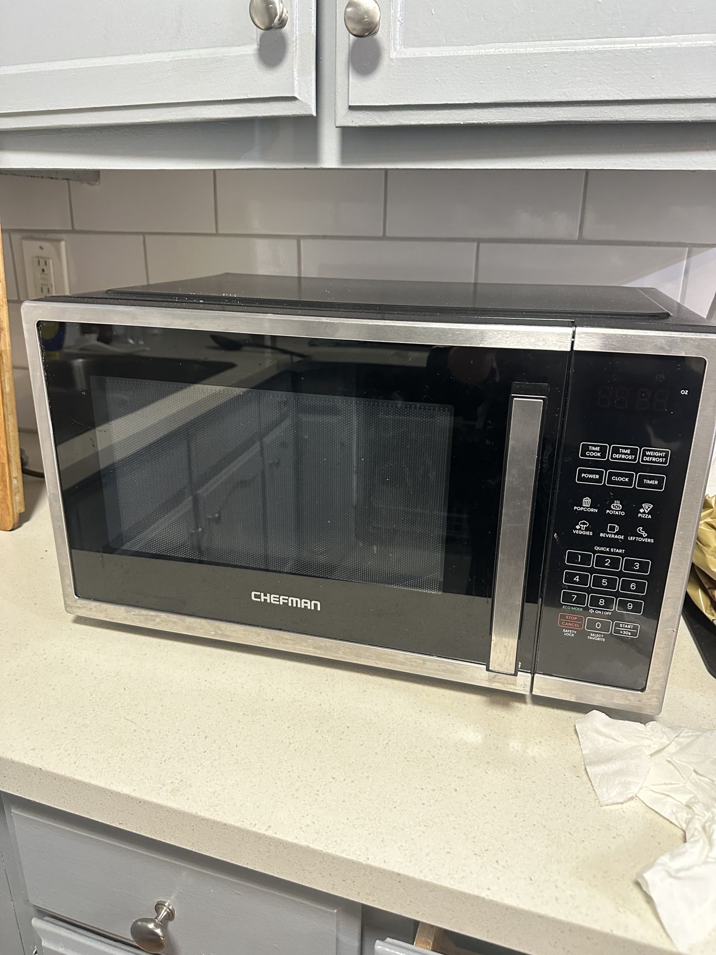 Chefman Microwave