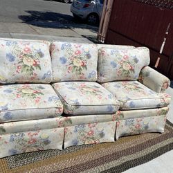 ETHAN ALLEN Vintage White Floral Design 3 Seat Sofá Couch 🛋️ Beautiful Condition
