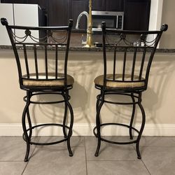 2 Bar Stools