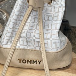 Tommy Hilfiger Bag