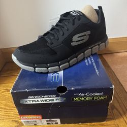 Skechers Men Sneakers