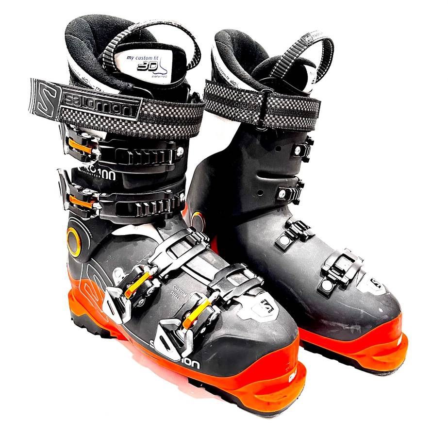Womens Salomon Ski Boots (Size 8 / 8.5)