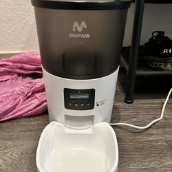 Automatic Pet Feeder