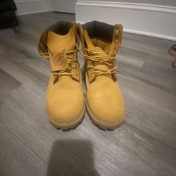 Timberland boots Size 6.5