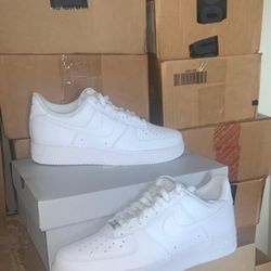 Brand New Men's Nike Air force 1 Shoes Sizes 8.5,9.5,10,10,5,11&12 Available 