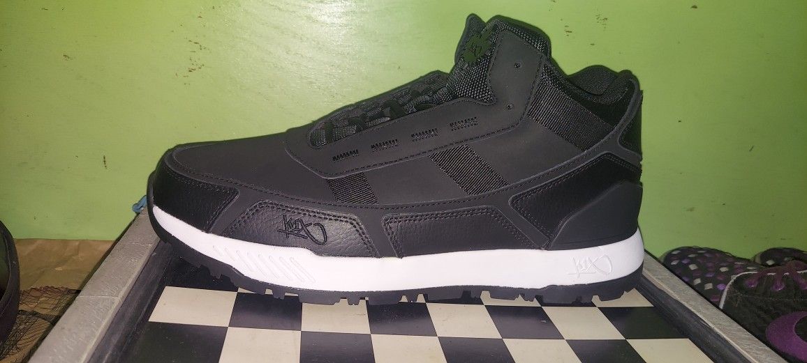 K1x Sneaker