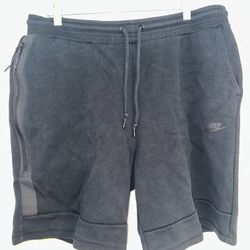 Men Nike Tech Short