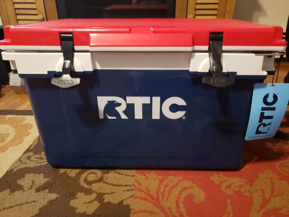 RTIC Patriot Cooler 32 Quart