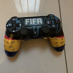 PS4 Controllers 