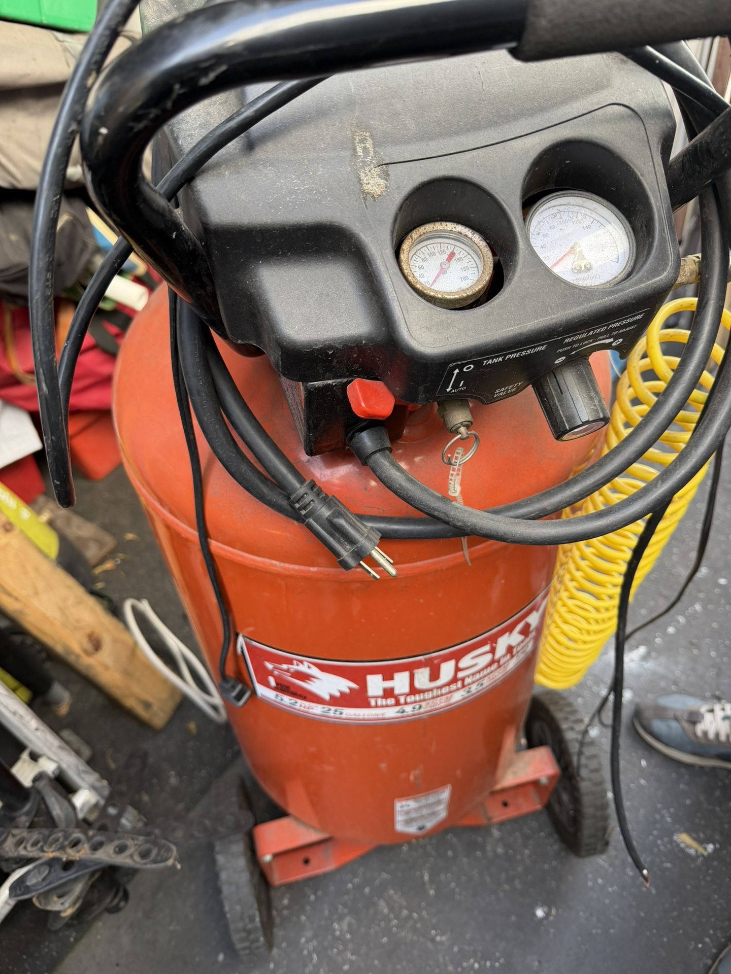 Husky Compressor