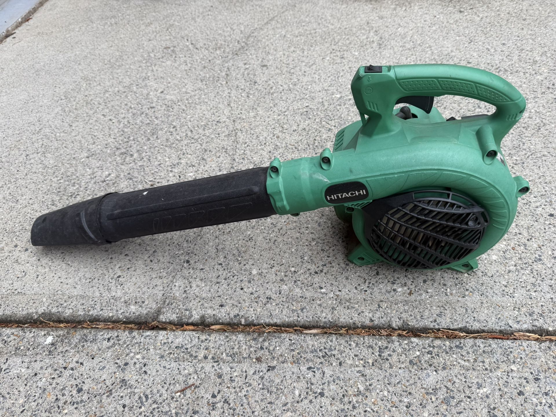 Gas Leaf Blower