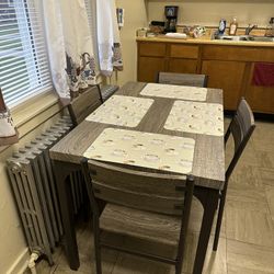 Kitchen Table 