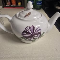 BIA Cordon Blue Floral Four Cup Teapot