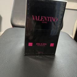 Valentino Uomo Born In Roma