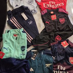 Nike Adidas Puma Mens Tracksuits Jerseys Soccer Boxes Size Médium Large XL No Trade 