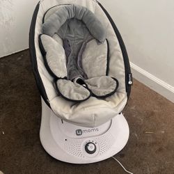 4moms Mamaroo 
