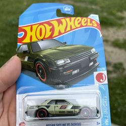 Hot Wheels Nissan Skyline 