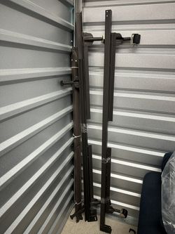 Queen Metal Bedframe