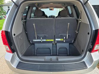 2012 Kia sedona
