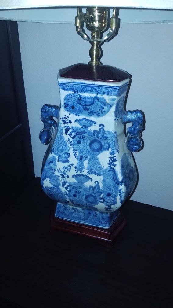 Oriental blue porcelain lamp from China