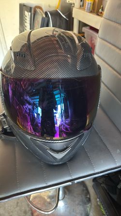 Motorcycle helmet
