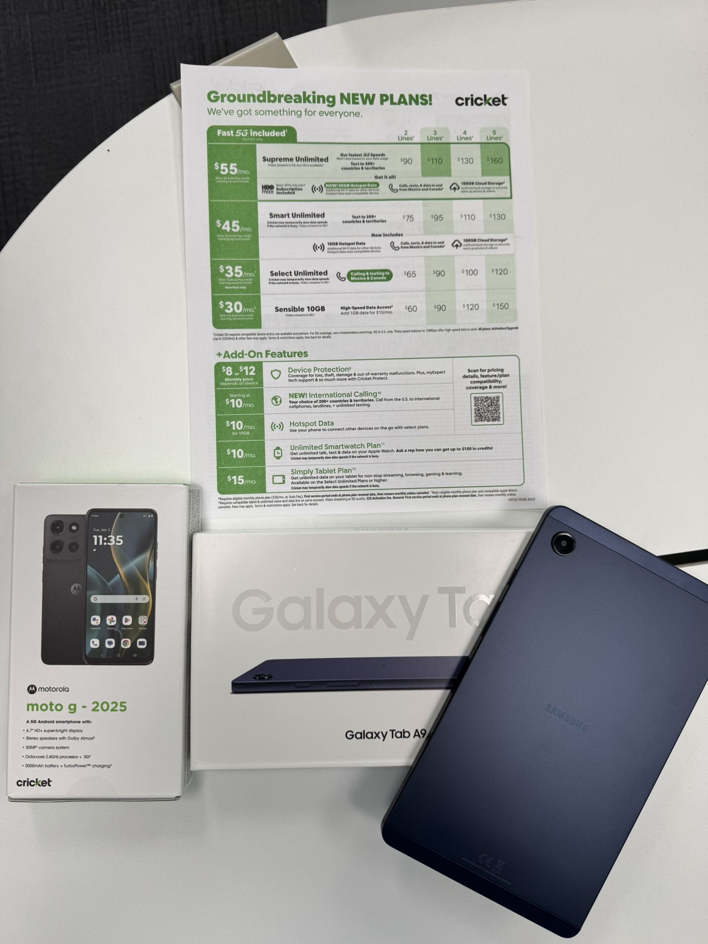 5G Motorola Phone/Tablet PROMO
