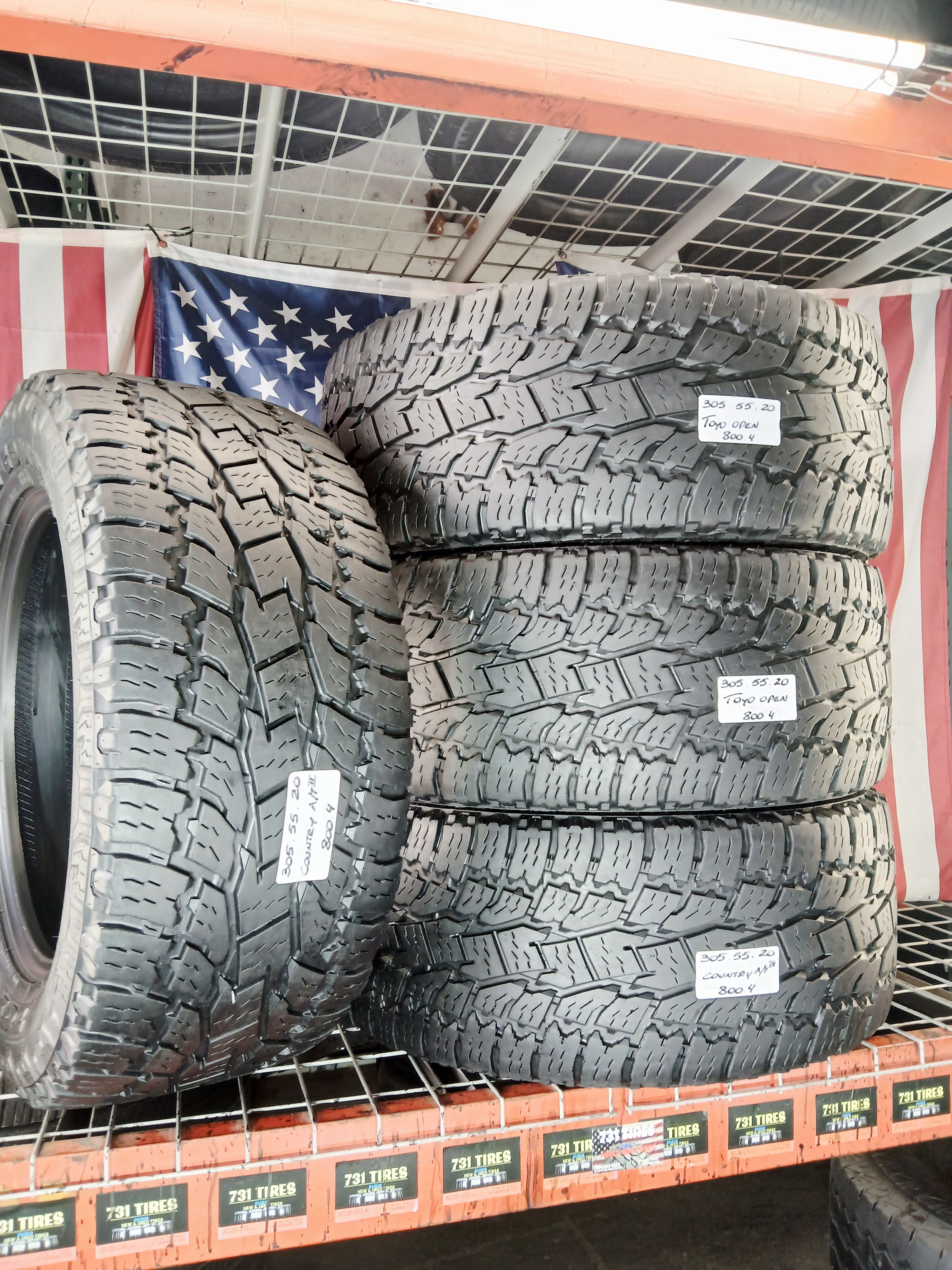 LT305/55R20 TOYO OPEN COUNTRY ALL TERRAIN 4X4 TRUCK USED TIRES 305 55 20 DODGE RAM2500 RAM3500 EXPEDITION F350 F250 NISSAN TITAN GMC SIERRA 2500HD 350