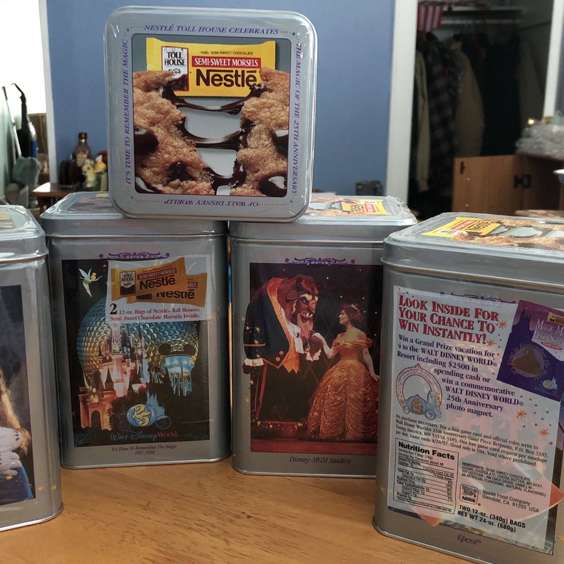 Walt Disney Co Nestle 90’s Cookie Tin Magic Of The 25th Anniversary Walt Disney($12.99 Each, We Have Total 20 Tins)