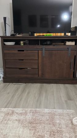 Tv stand