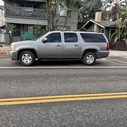 2007 Chevy suburban LT