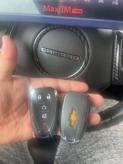 Car Keys N Remotes/ Llaves Con Control