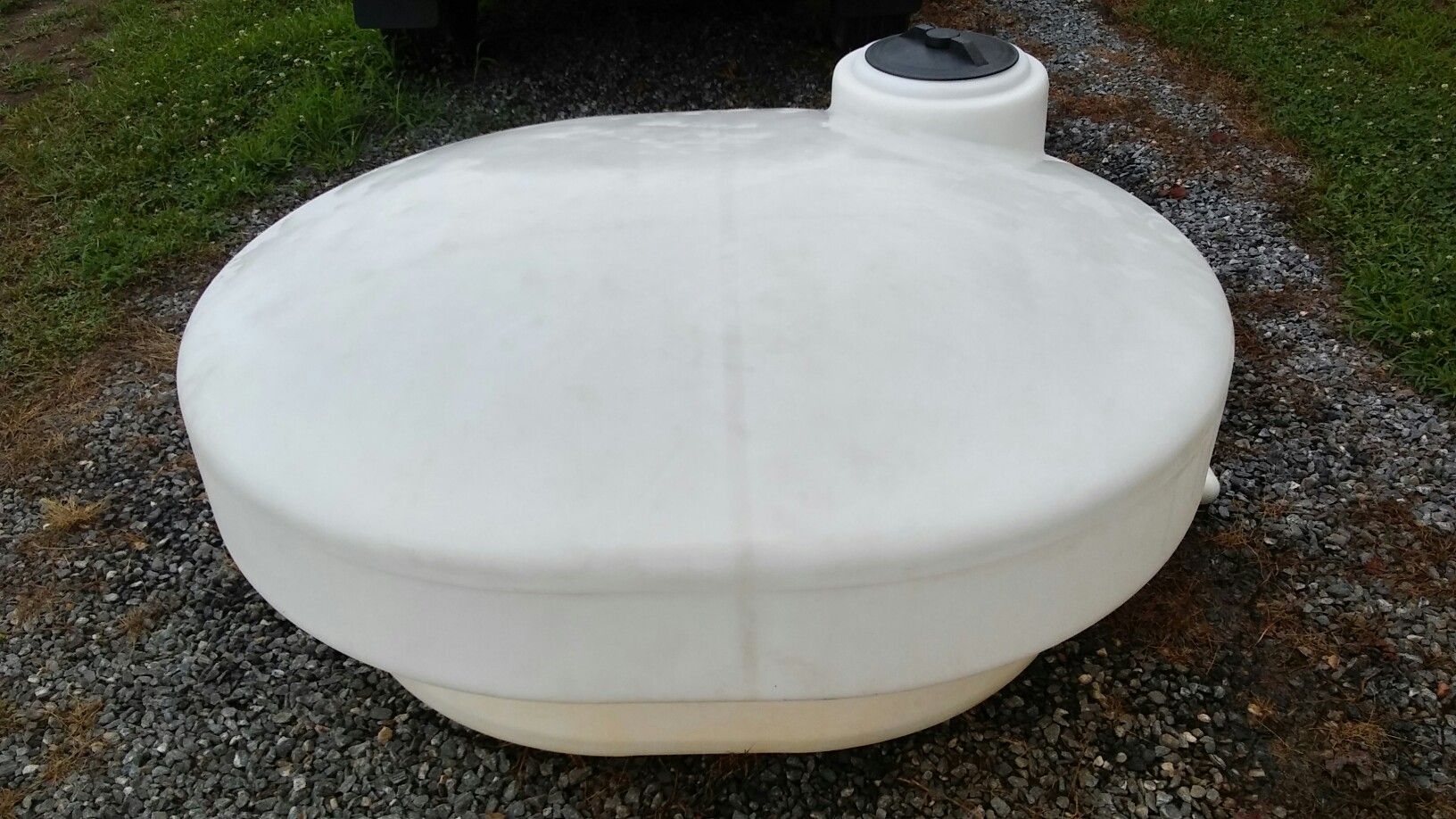 Real water tank . extra clean has only had water in it live stock safe drinking water or pool water