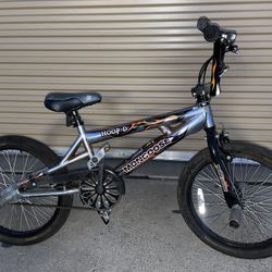 MONGOOSE OLD SCHOOL BMX BIKE
