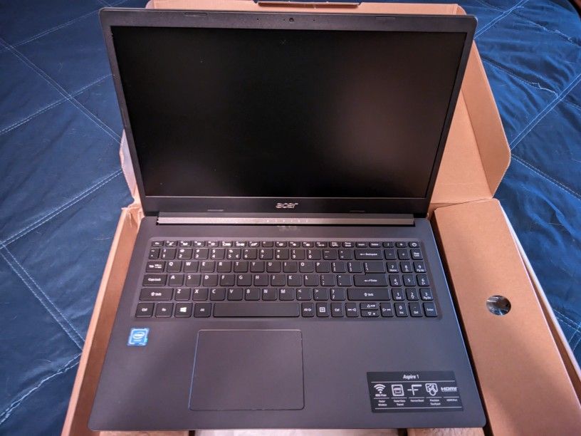 Acer Aspire 1 A115-31 Laptop Windows 11 Pro, 64GB Flash Storage, 4GB DDR4 Memory, 15.6" HD Display