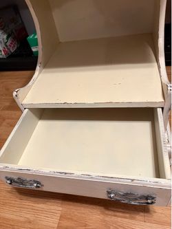 Heavy And Sturdy End Table