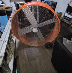 42 in Heavy duty fan