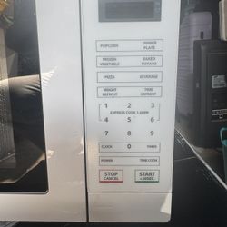 White Magic Chef Microwave