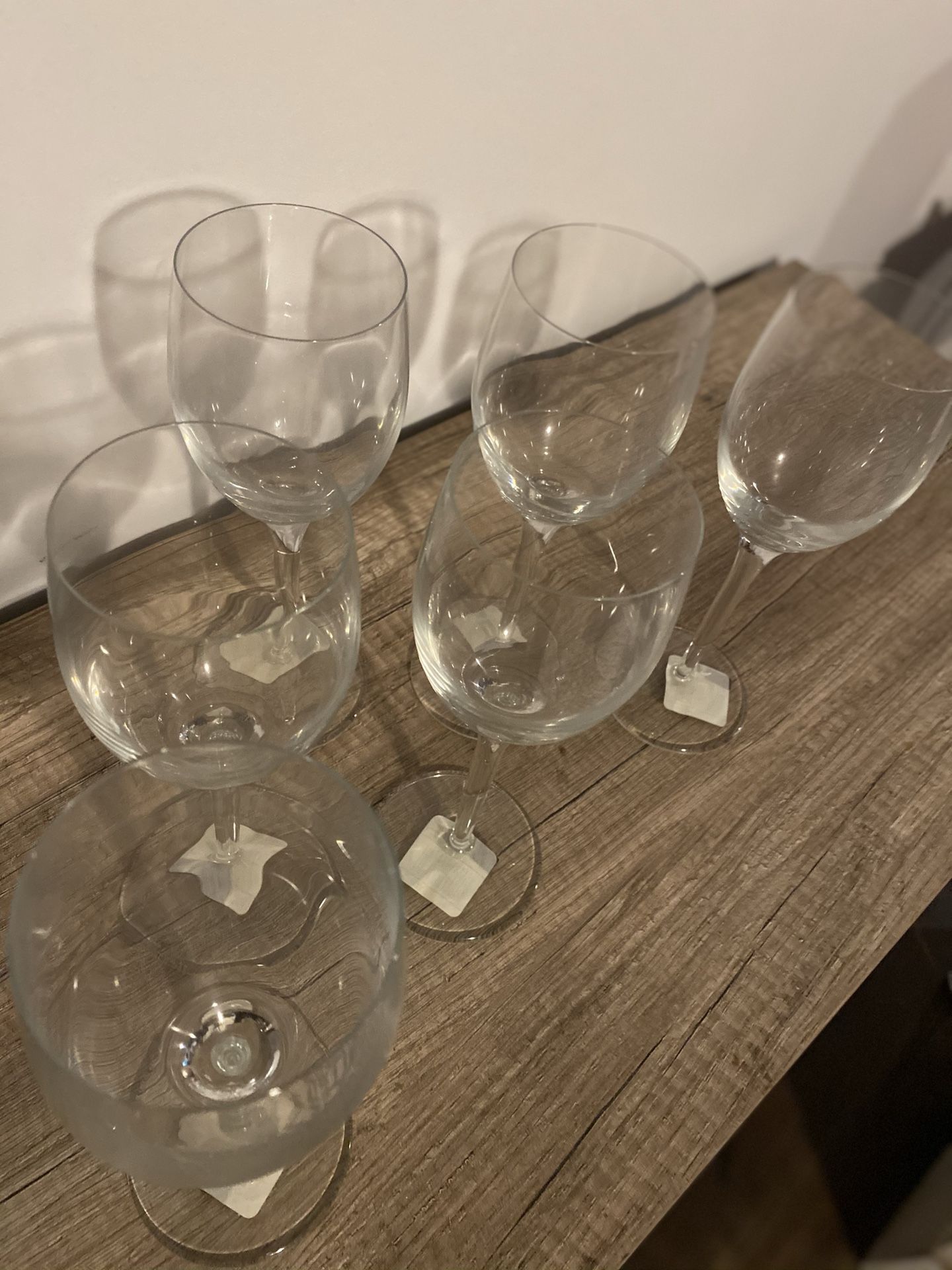 8 wine glasses-brand new!