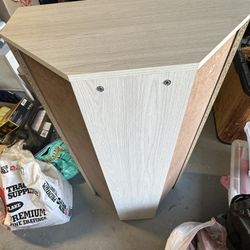 Free Corner Shelf