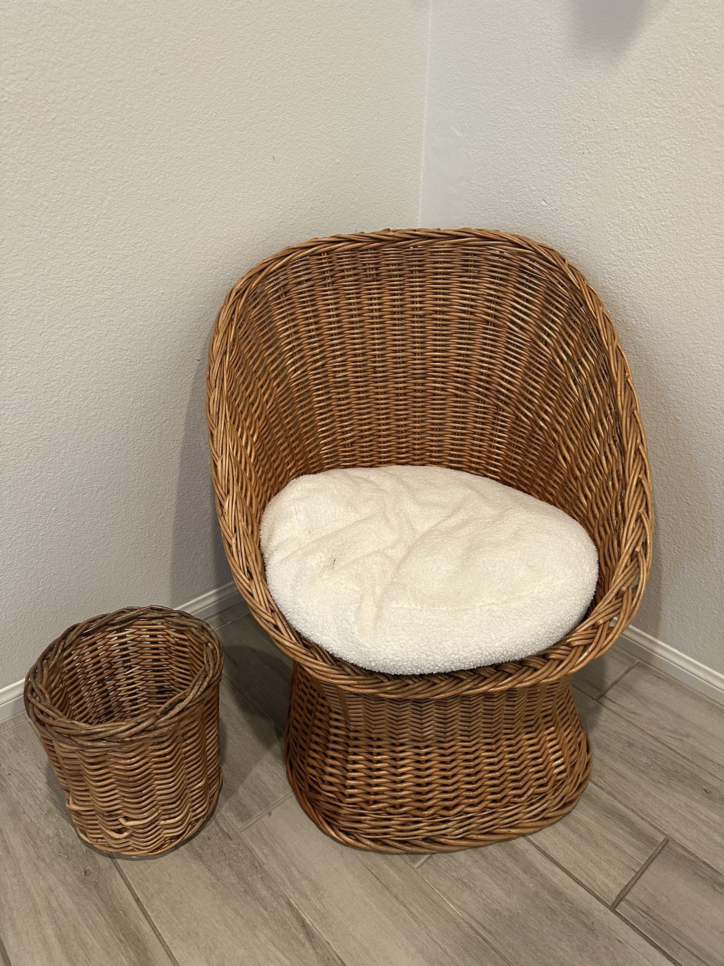 Chair Set