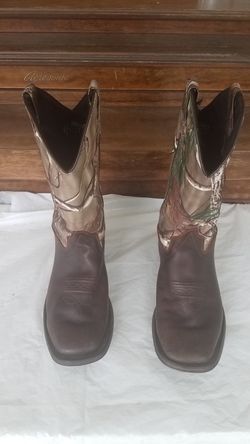 Old West boots