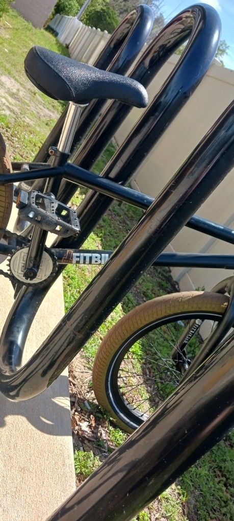 FIT BIKE CO.