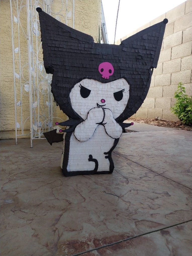 Kuromi Piñata