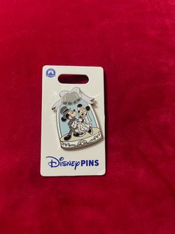 Disney Pins Mickey & Minnie Wedding Enamel Pin