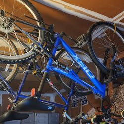 2 Adult Mountain Bikes