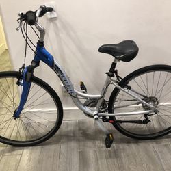 Woman’s Trek Hybrid Bike Step Thru Fun Trail Tuned Ready/Ride